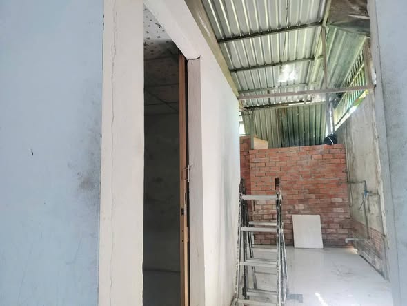 Bán nhà Phú Thứ P-Hưng Phú mới giá rẻ