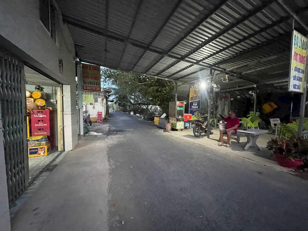 Bán dãy nhà trọ kế chợ bông vang Phong Điền