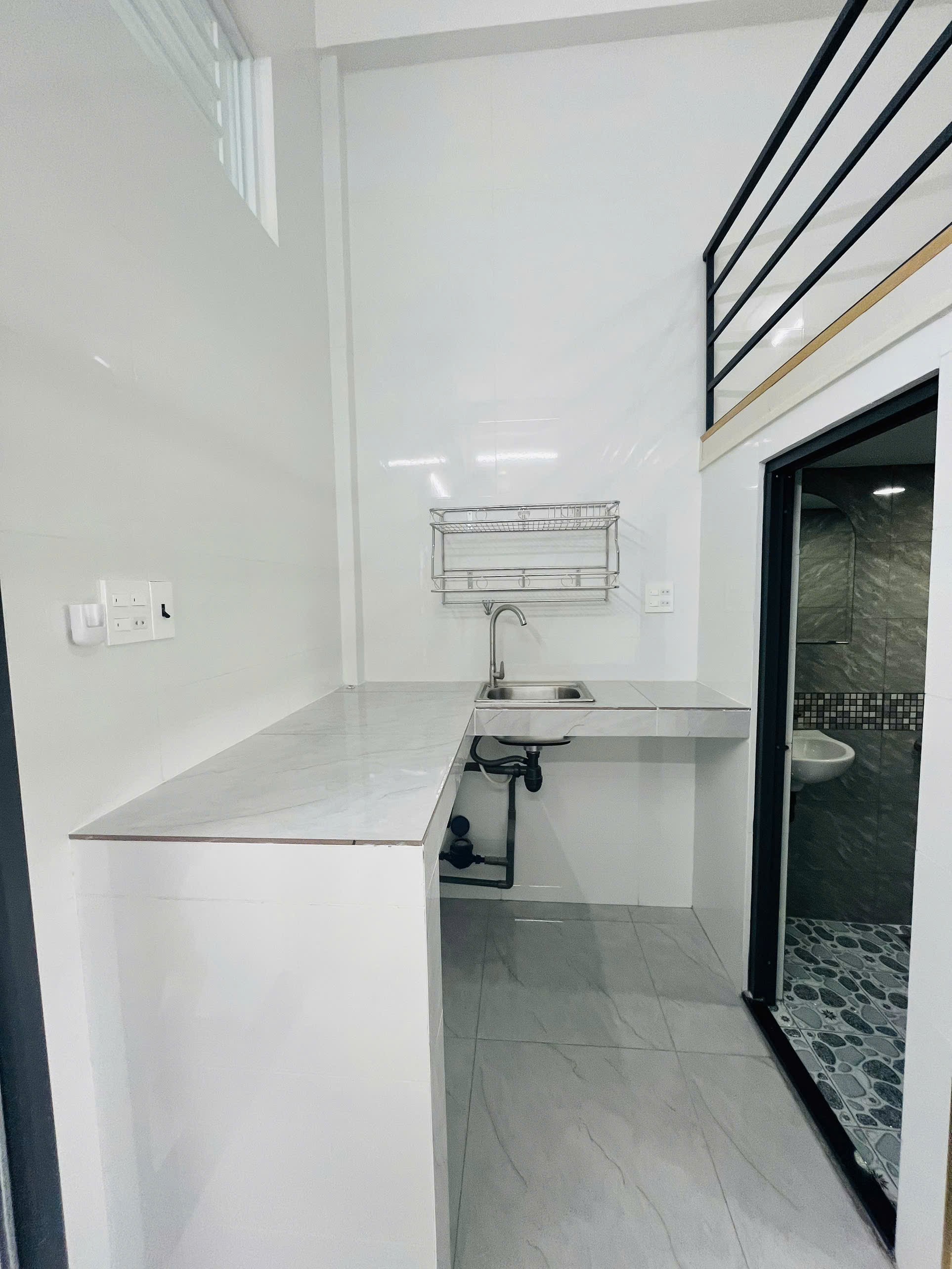 Cho thuê Minihouse mới xây kdc Hưng Phú gần Siêu thị Go