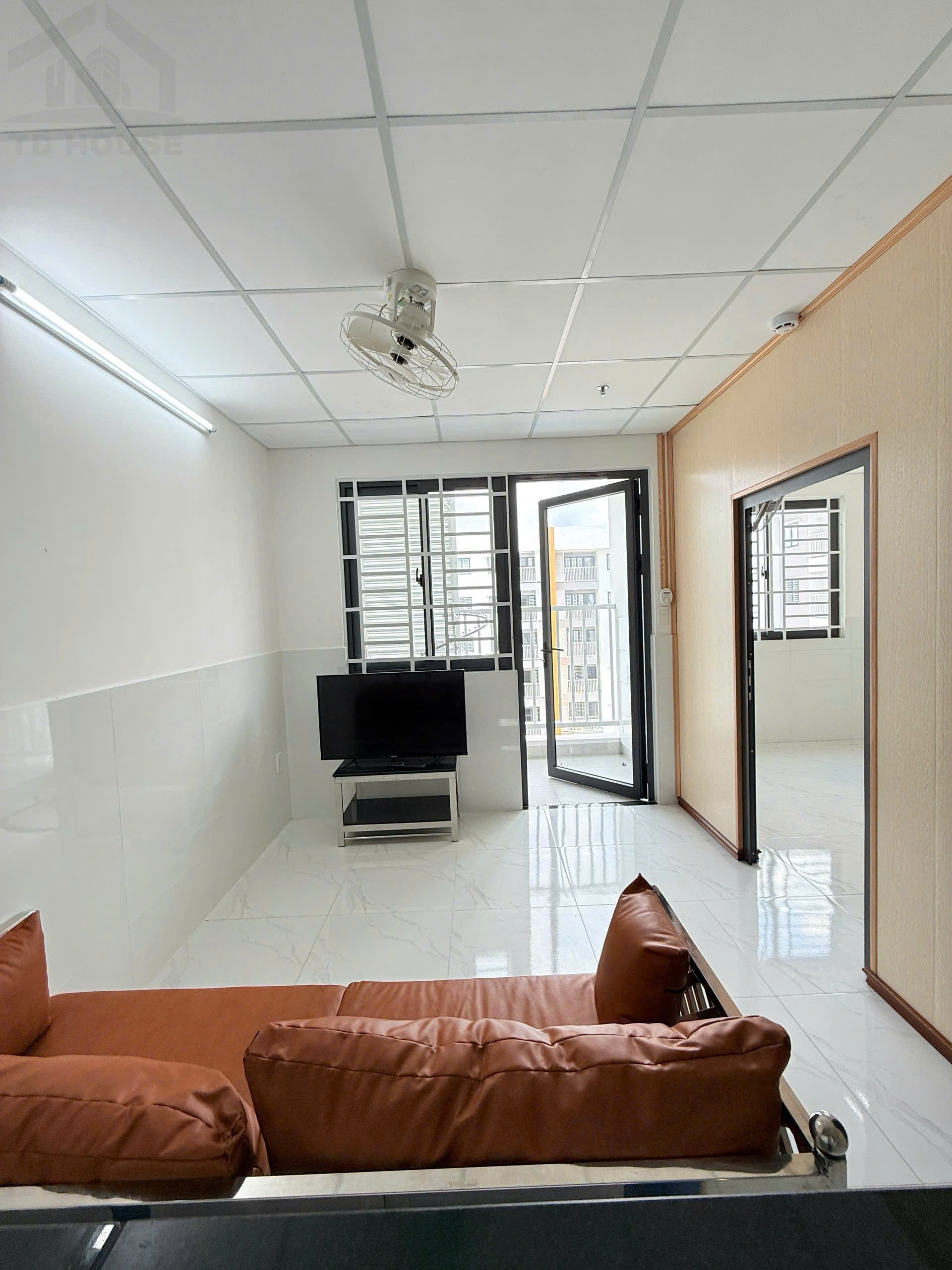 Chung cư full nội thất bao phí Vận Hành