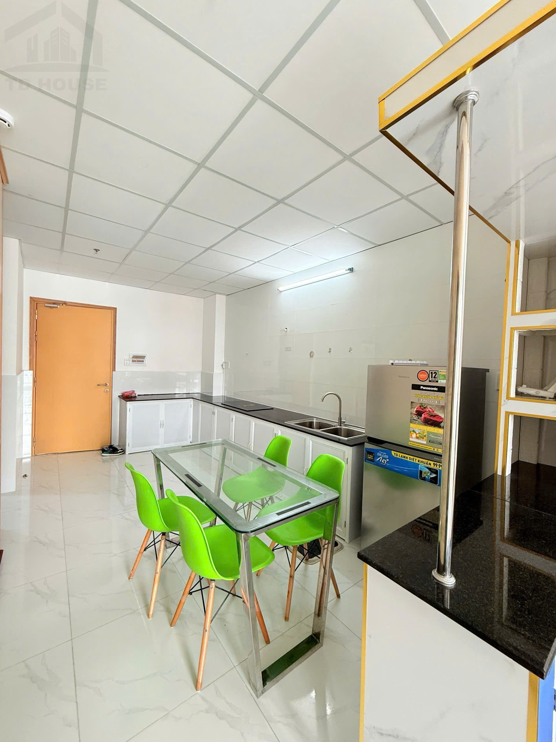 Chung cư full nội thất bao phí Vận Hành