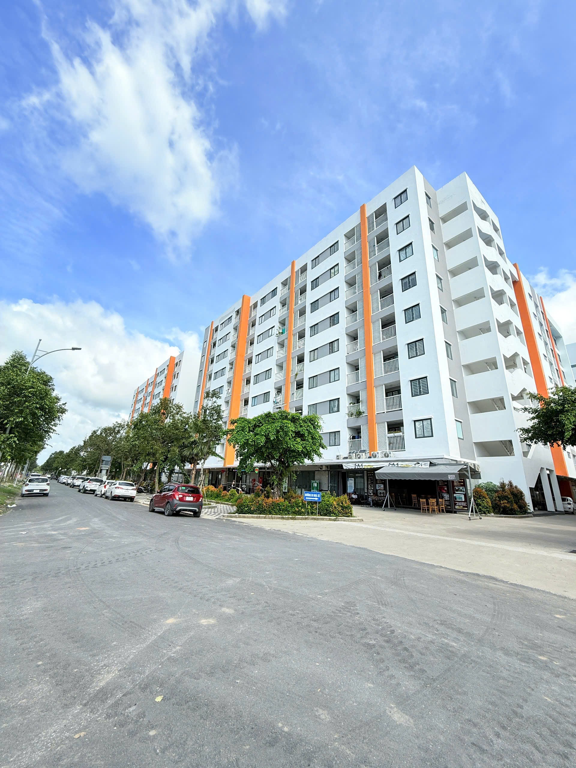 Chung cư full nội thất bao phí Vận Hành