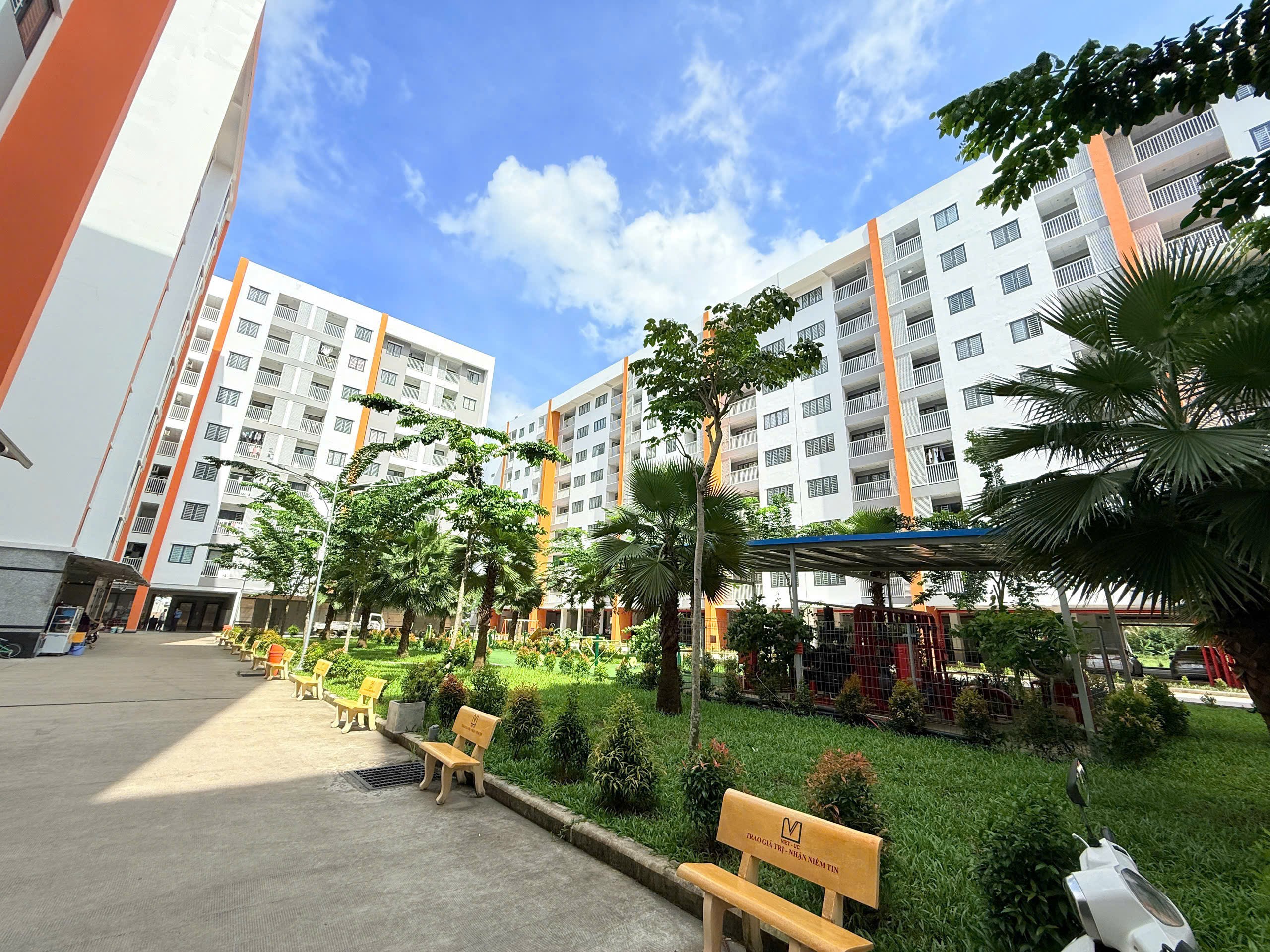 Chung cư full nội thất bao phí Vận Hành