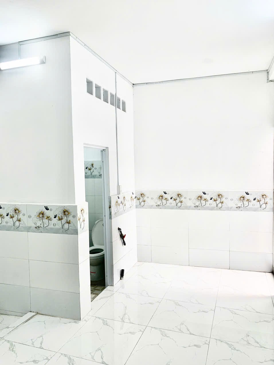 Bán nhà trệt lầu gần trường tiểu học An Lạc