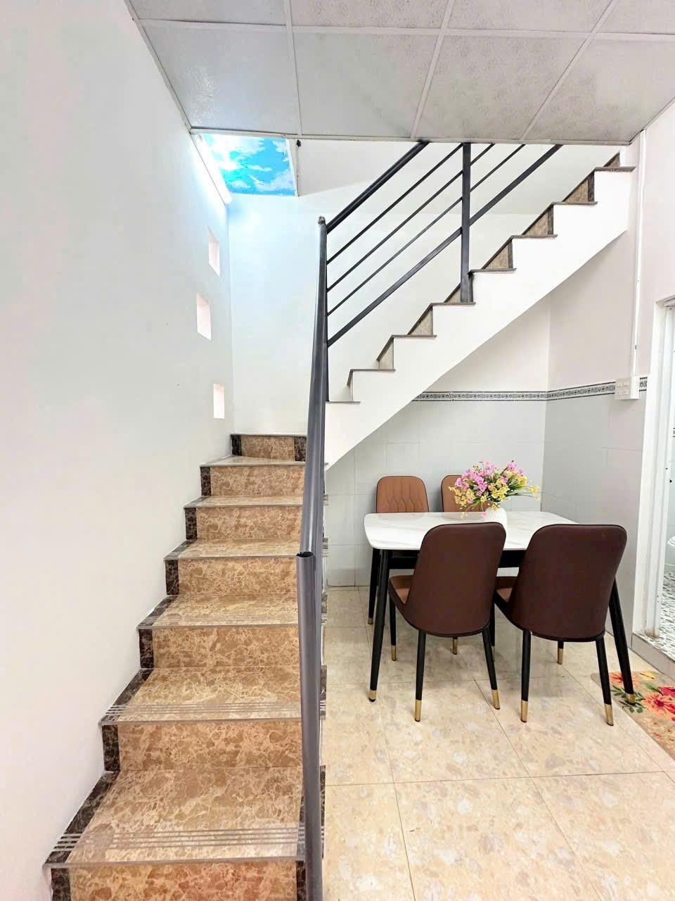 Cho thuê nhà trệt lầu tại hẻm 162 Phạm Ngũ Lão