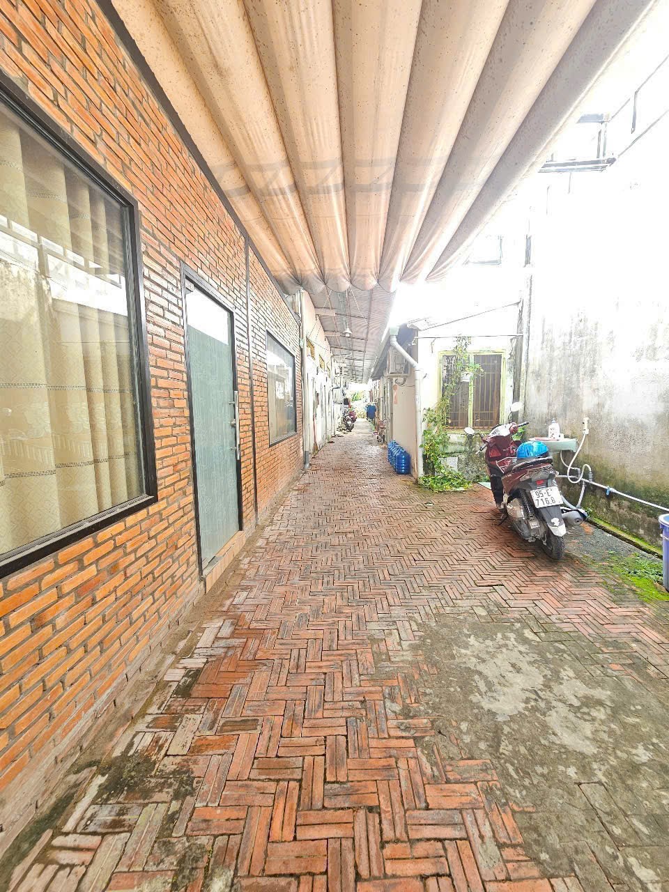 Bán dãy trọ 13 phòng 2 mặt tiền hẻm 553 đường 30/4 Ninh Kiều – Thu nhập ổn định