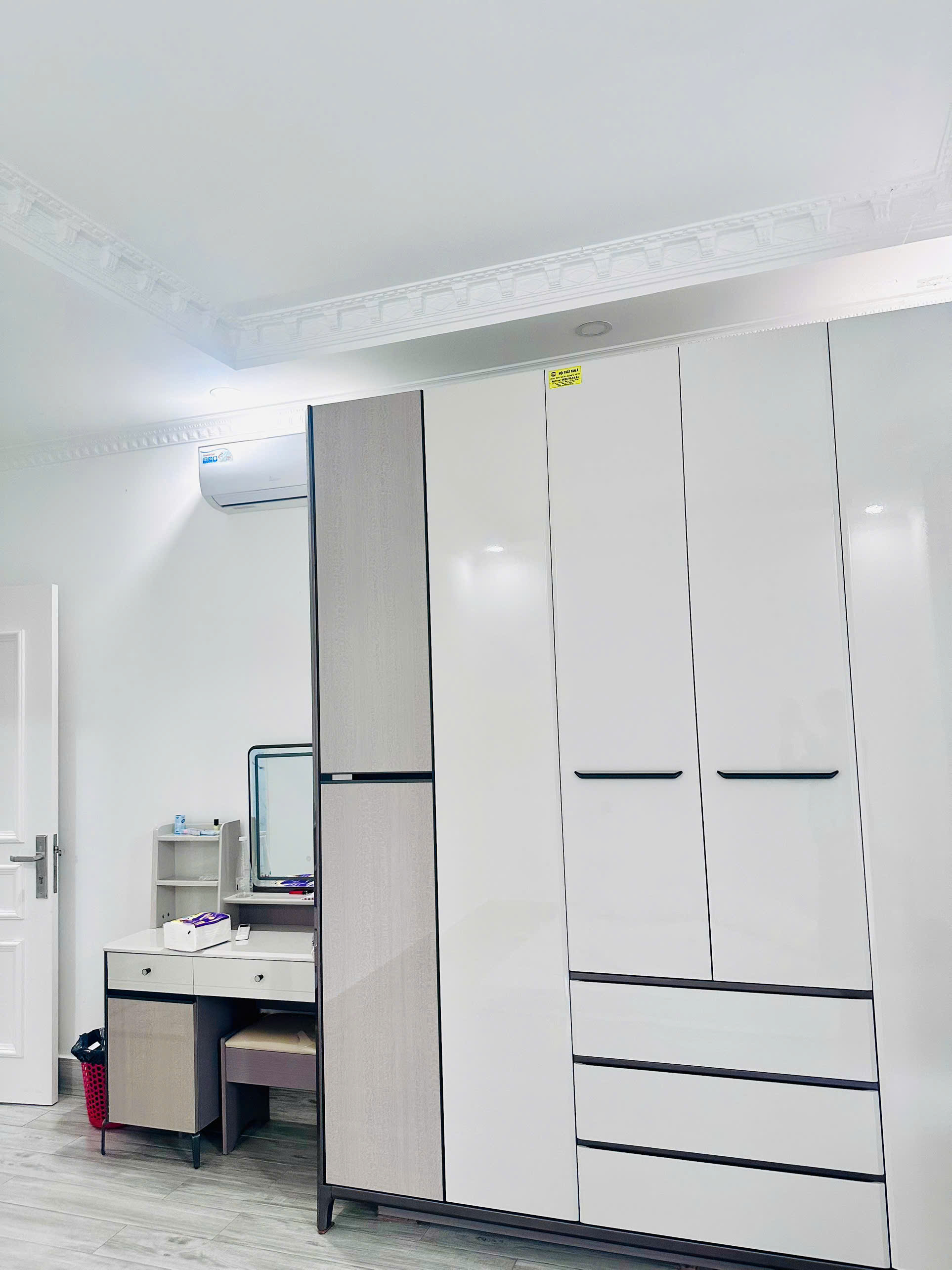 BÁN NHÀ 1 TRỆT 2 LẦU – FULL NỘI THẤT CAO CẤP – KDC NAM LONG 1