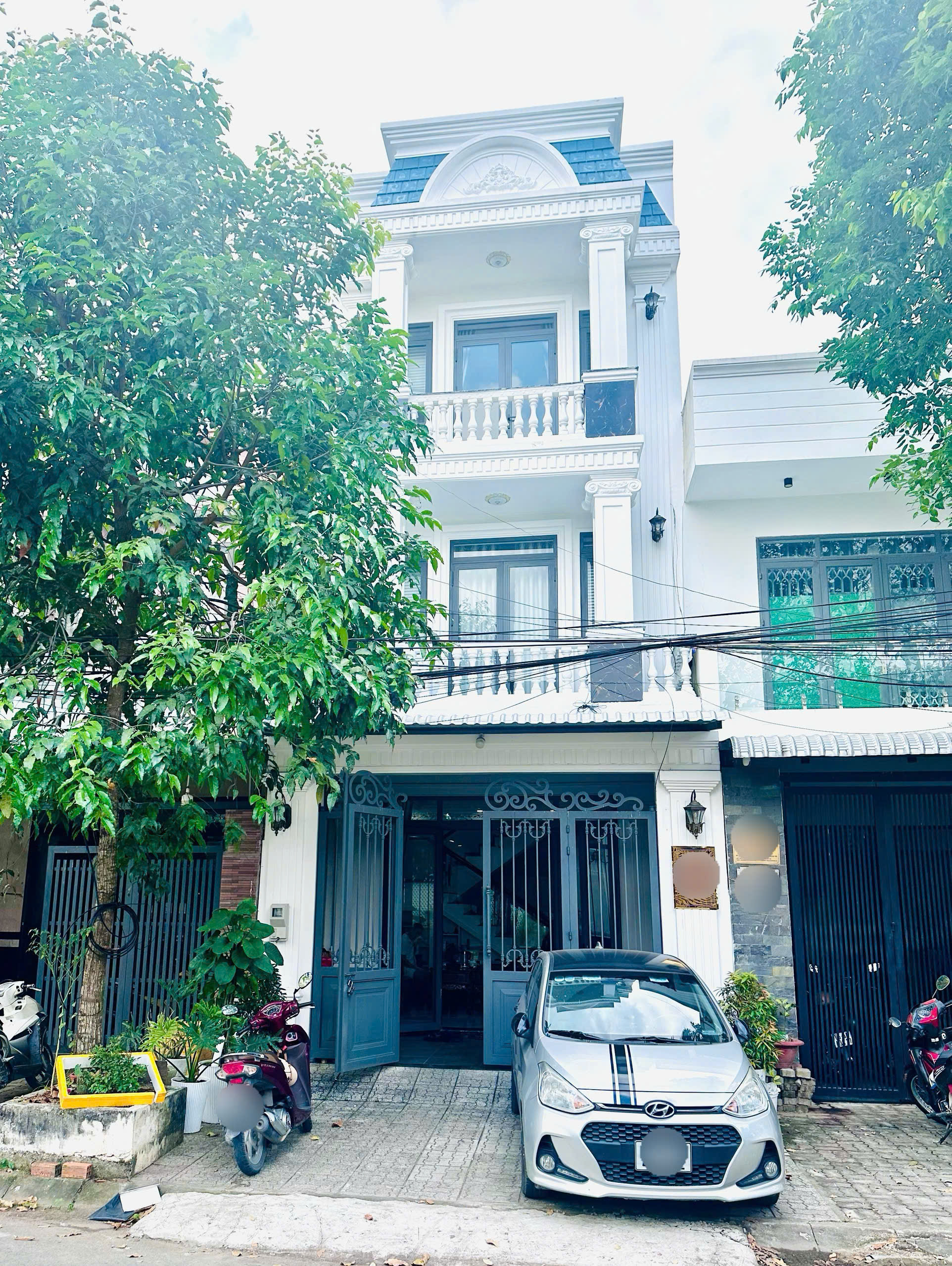 BÁN NHÀ 1 TRỆT 2 LẦU – FULL NỘI THẤT CAO CẤP – KDC NAM LONG 1