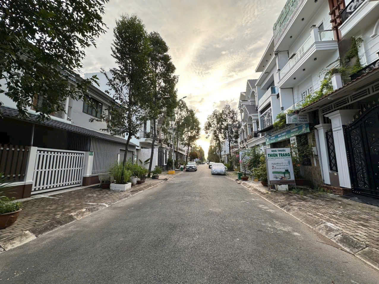 NHÀ 1 TRỆT 1 LẦU ĐƯỜNG SỐ 1 KDC NAM LONG 1 CÁI RĂNG