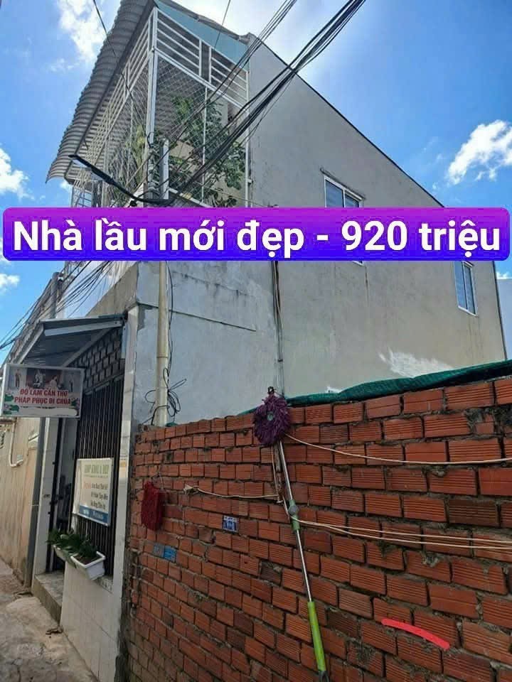 Bán nhà trệt lầu trục chính hẻm 142 Trần Quang Diệu
