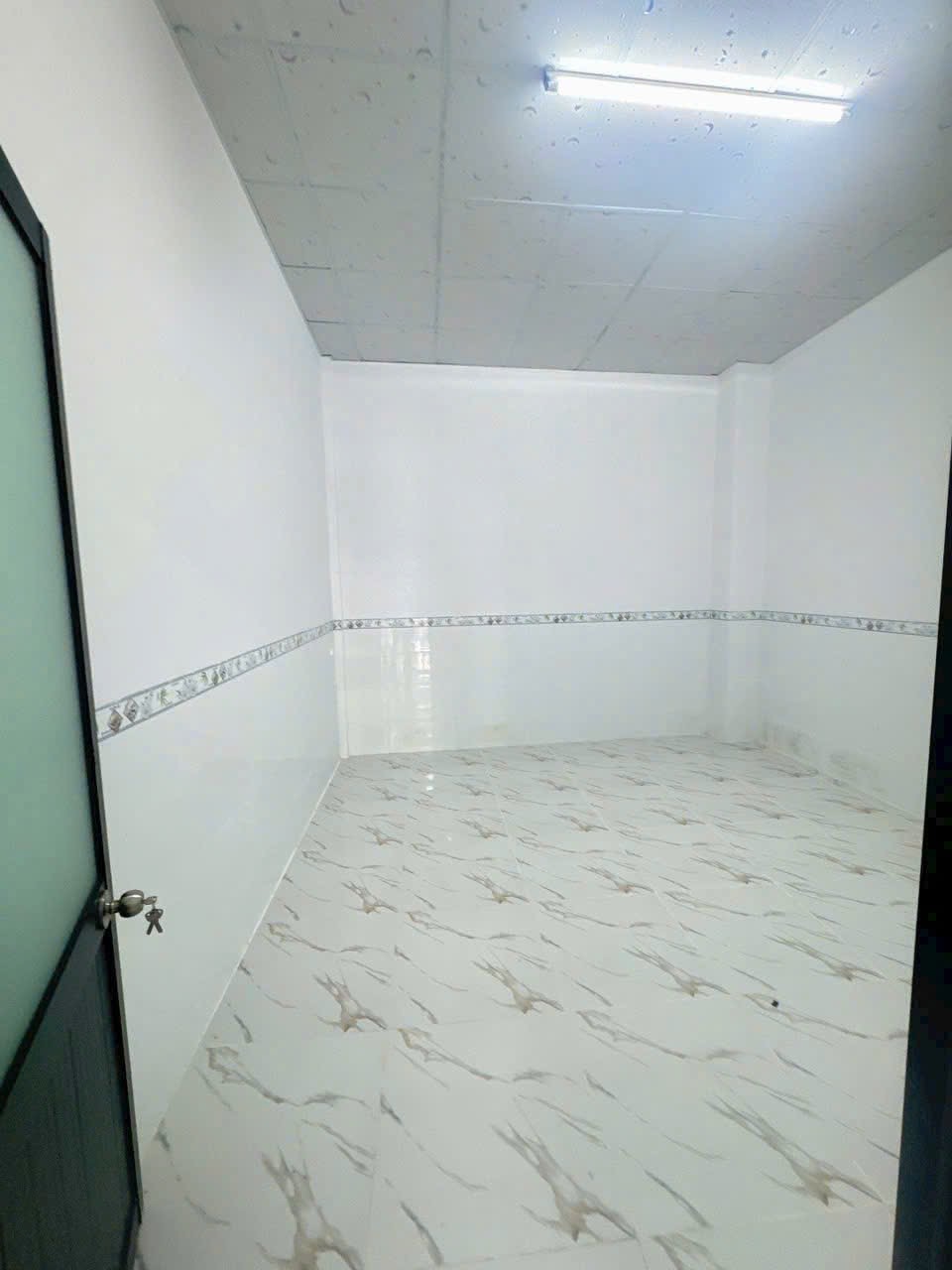 Cho thuê nhà 13 triệu mặt tiền Đường Nguyễn Đệ