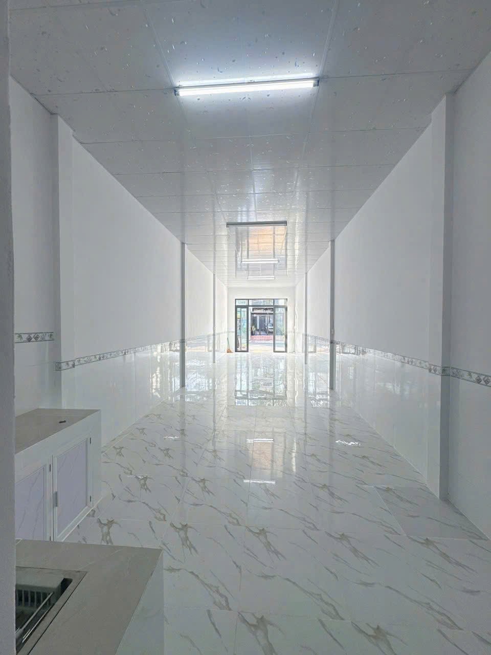 Cho thuê nhà 13 triệu mặt tiền Đường Nguyễn Đệ