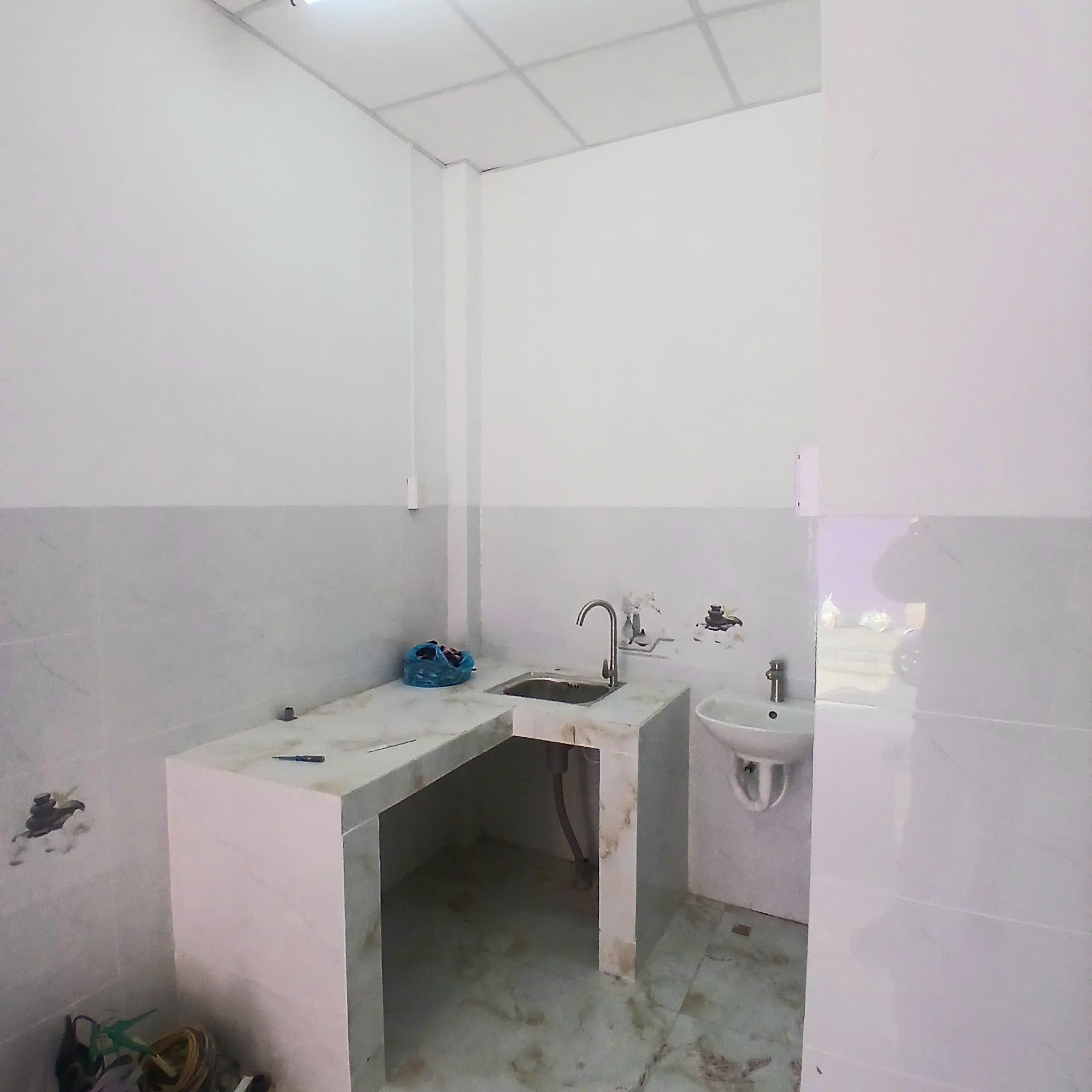 Cho thuê phòng trọ rộng mới đẹp có nội thất gần đại học y Dược