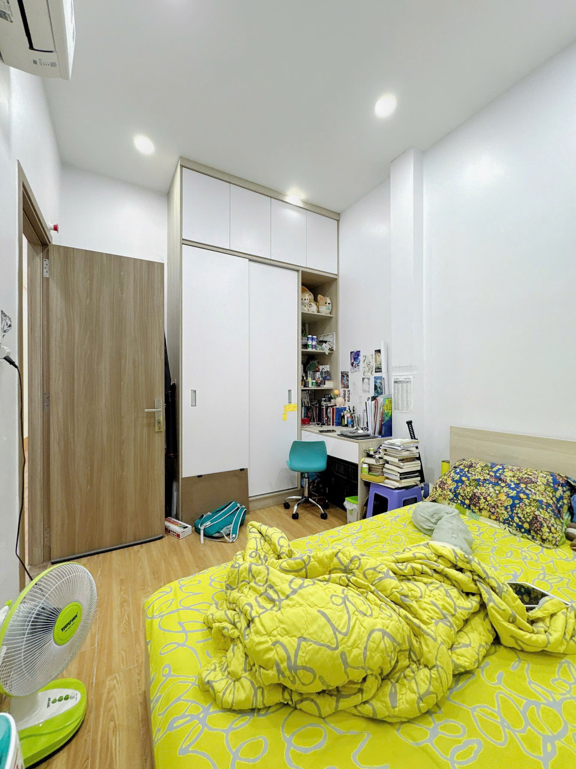 Bán nhà trệt lầu mới đẹp đường số 3 khu tiểu dự án Nhi Đồng