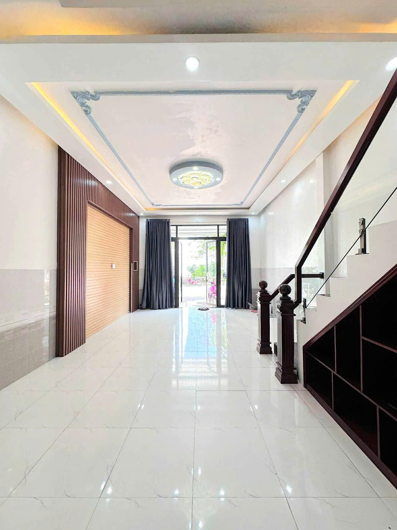 Cho thuê nhà 2 lầu kdc Hồng Loan 5c, Cái Răng Cần Thơ