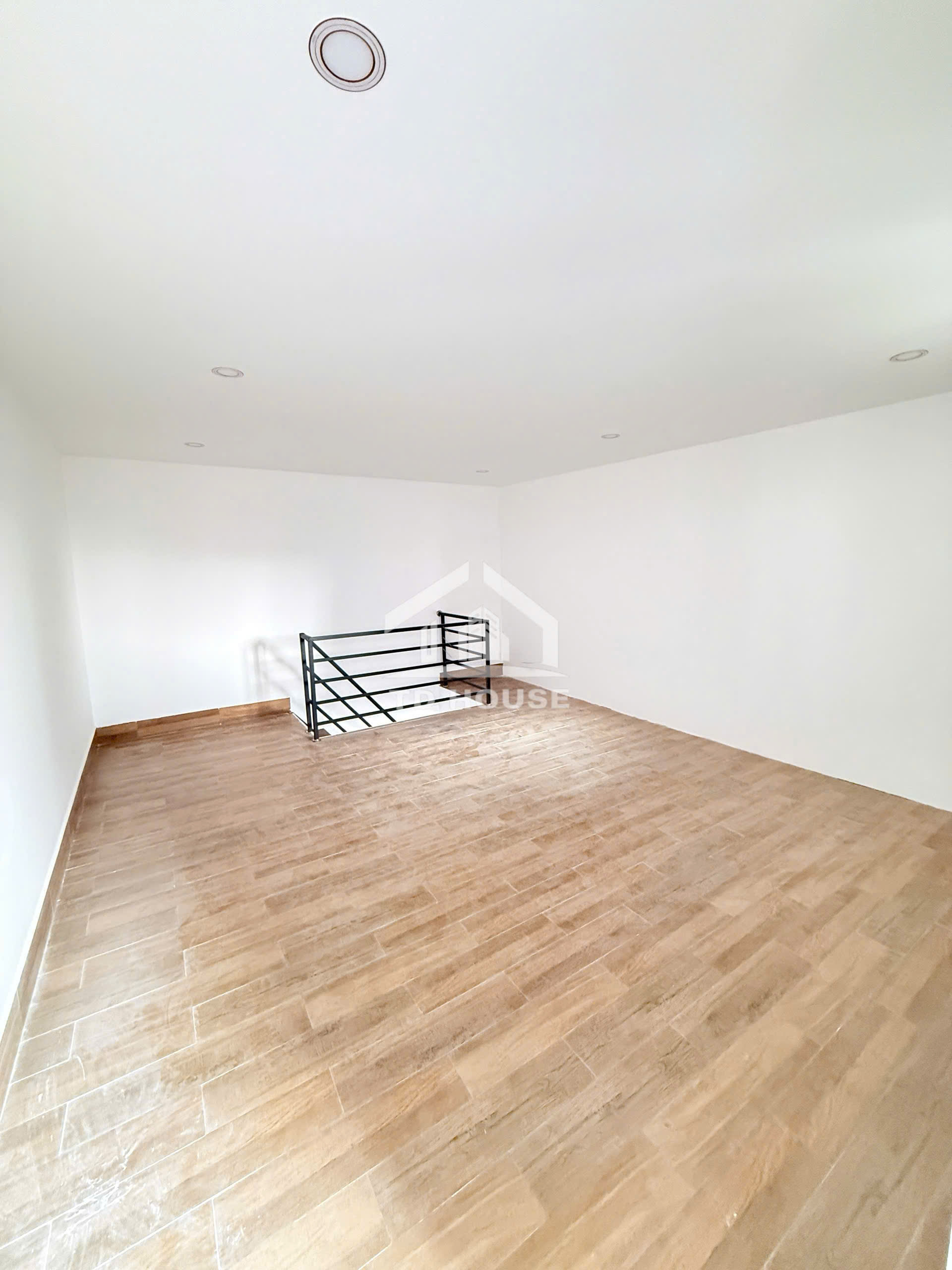 Cho thuê nhà mặt tiền hẻm 54 Trần Việt Châu, Cái Khế Cần Thơ