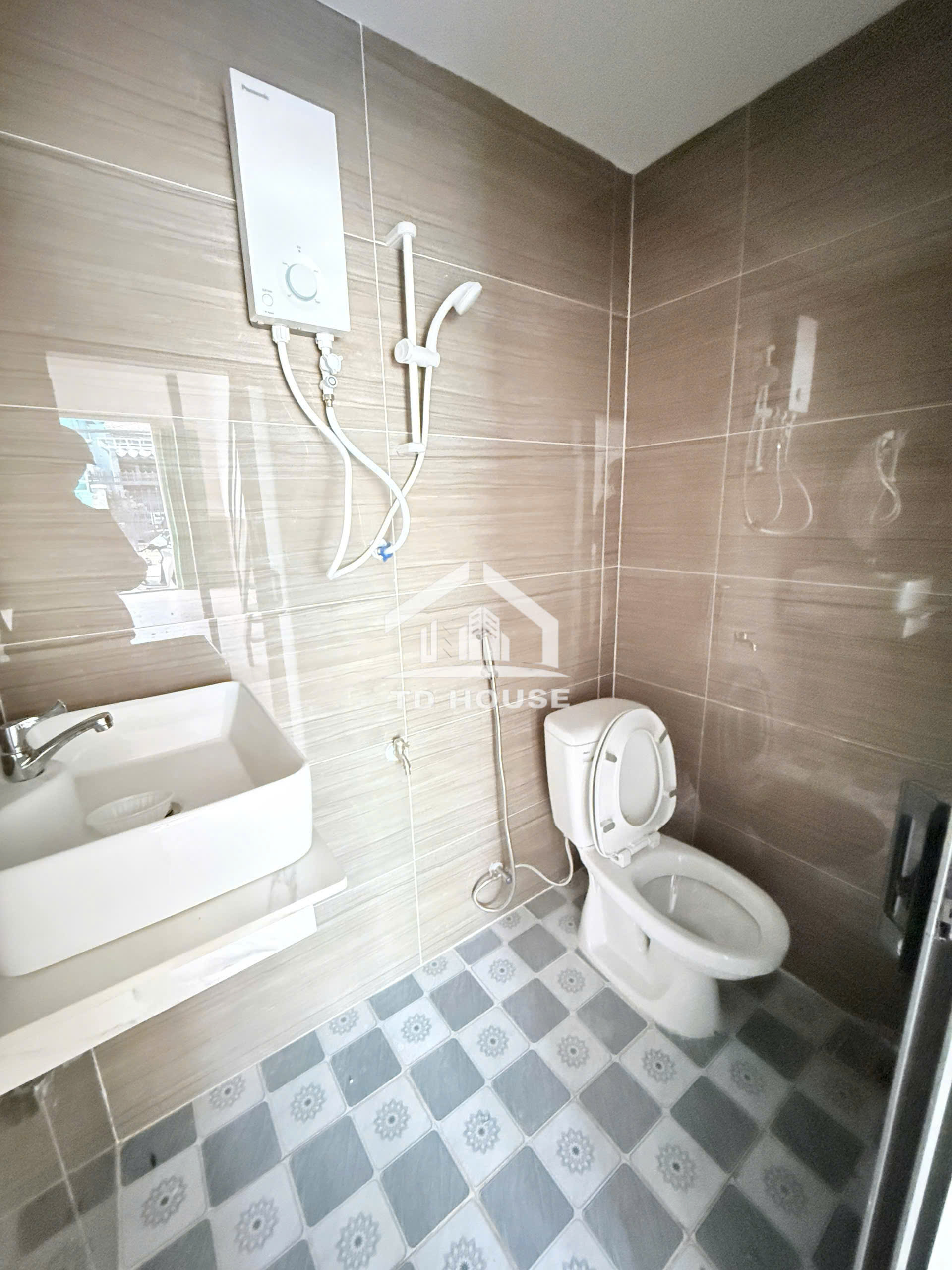 Cho thuê nhà mặt tiền hẻm 54 Trần Việt Châu, Cái Khế Cần Thơ