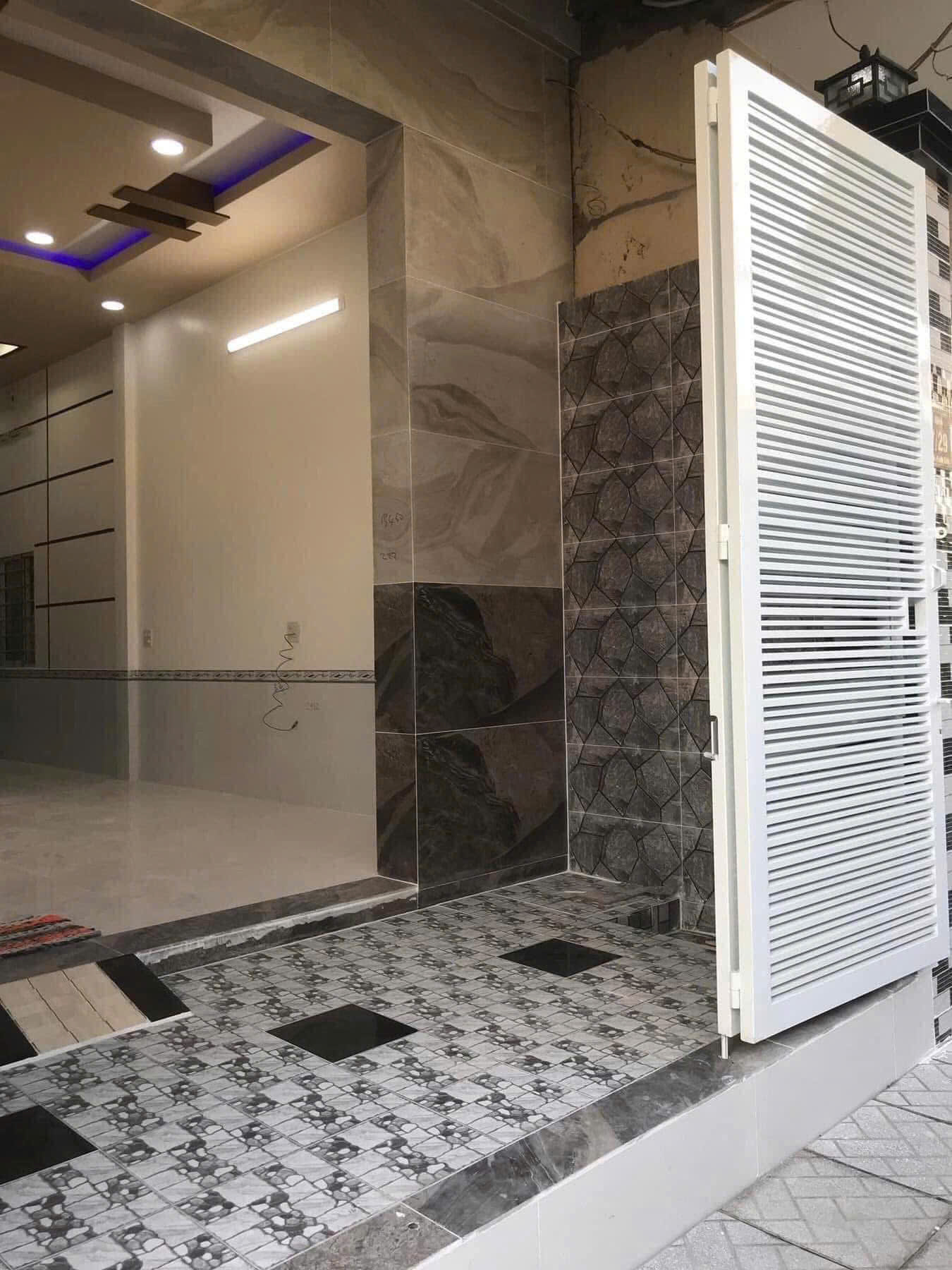 Cho thuê nhà hẻm CMT8, Bình Thủy Cần Thơ