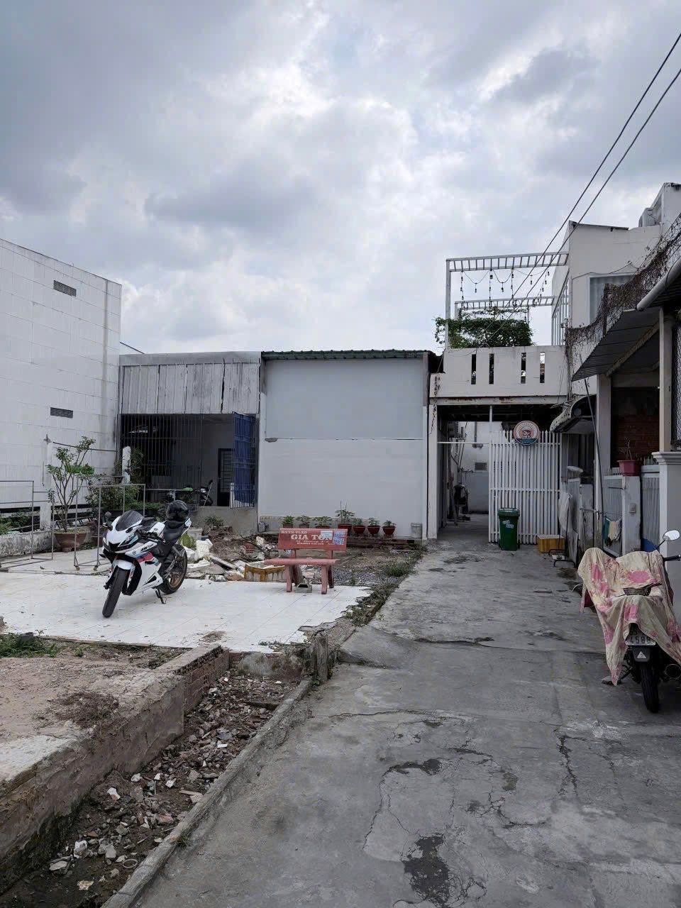 BÁN 4 NỀN LIỀN KỀ HẺM 58 ĐƯỜNG 3/2