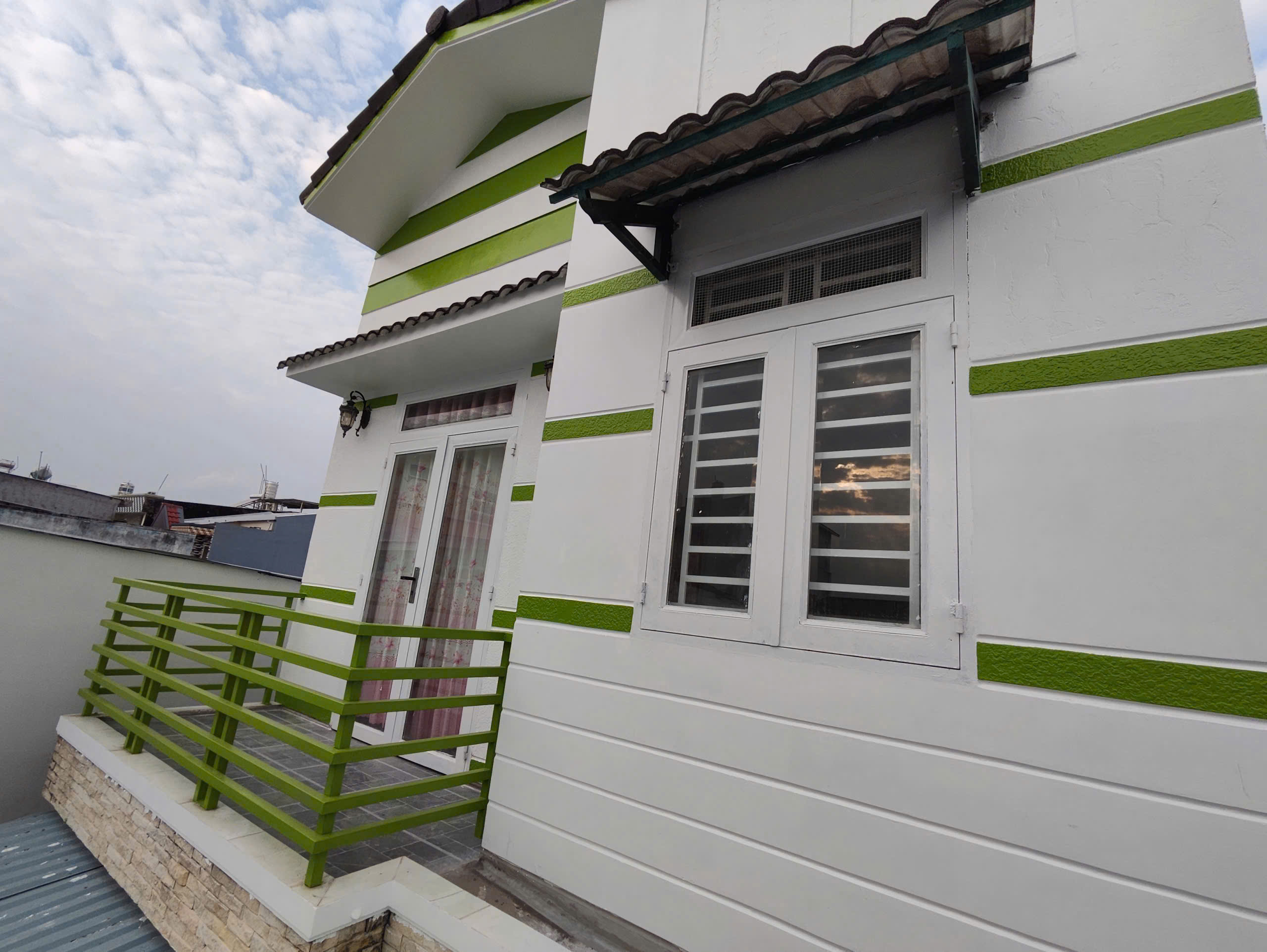 Cho thuê nhà hẻm Phạm Ngũ Lão - Gần chợ Trần Việt Châu