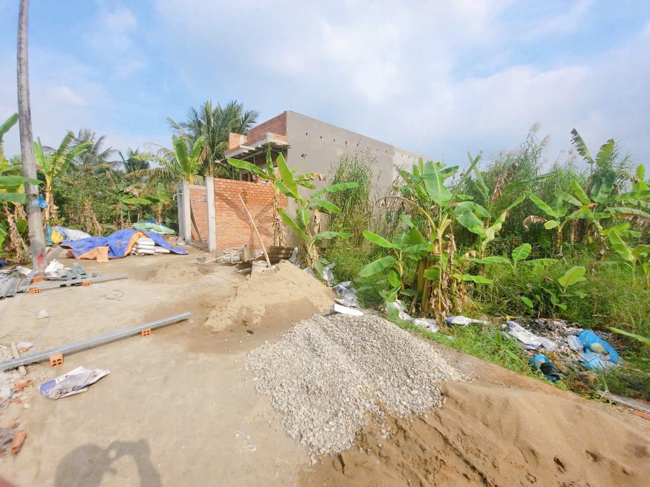 CHỦ CẦN THU HỒI VỐN BÁN NHANH NỀN RỘNG RÃI THUỘC RẠCH MIỄU ÔNG