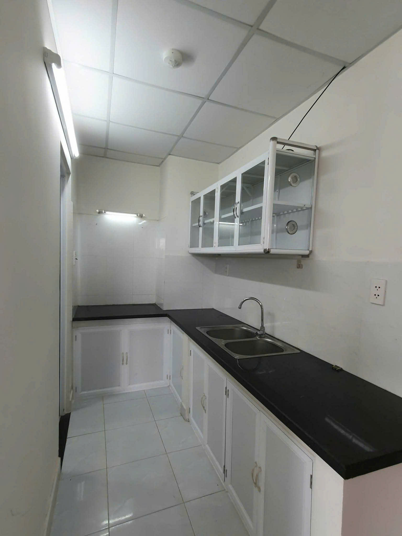 BÁN CHUNG CƯ NAM LONG 1 (Căn góc 2 ban công). Diện tích: 43,6m2. Đã có Sổ hồng