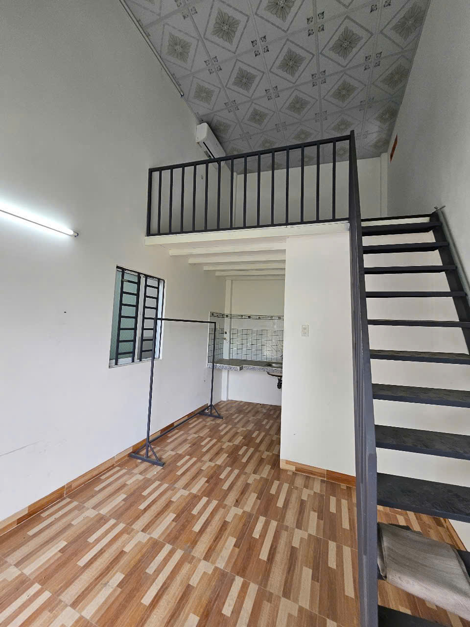 Phòng trọ 2,2triệu mới gần bv Nhi