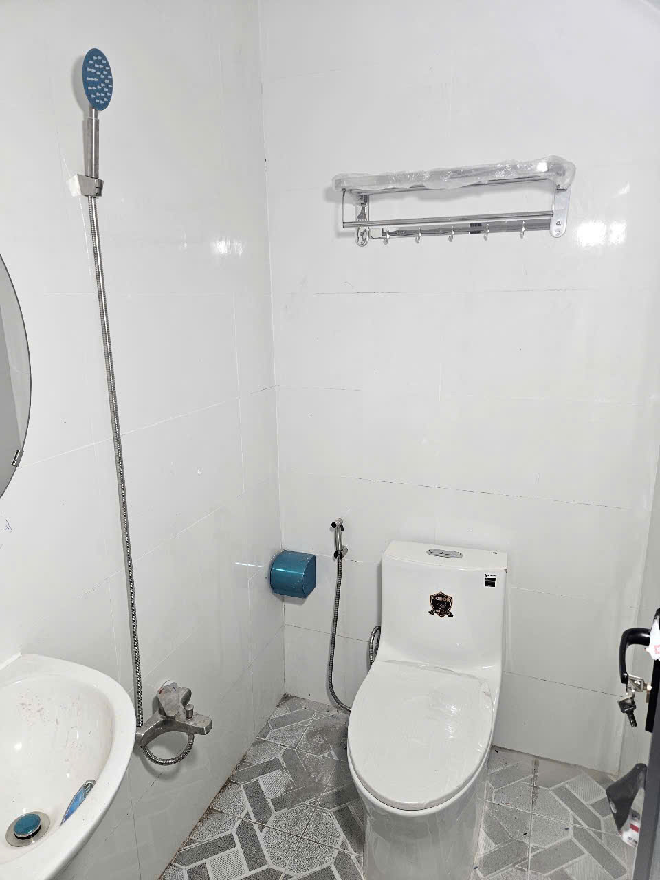 Phòng trọ 2,2triệu mới gần bv Nhi