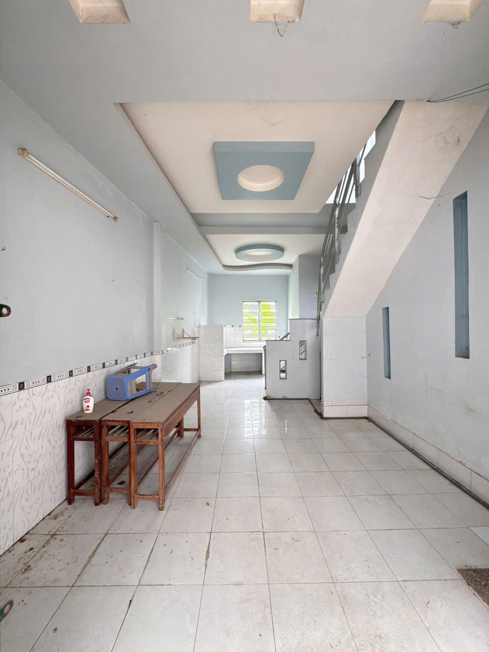 Nhà bán trệt lầu gần chợ bà bộ và đại học y dược cách tầm 700m