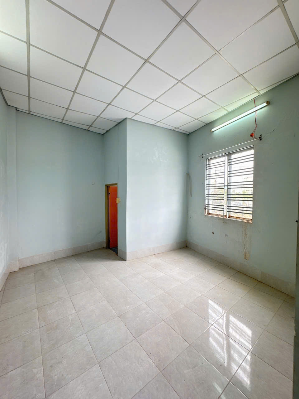 Nhà bán trệt lầu gần chợ bà bộ và đại học y dược cách tầm 700m