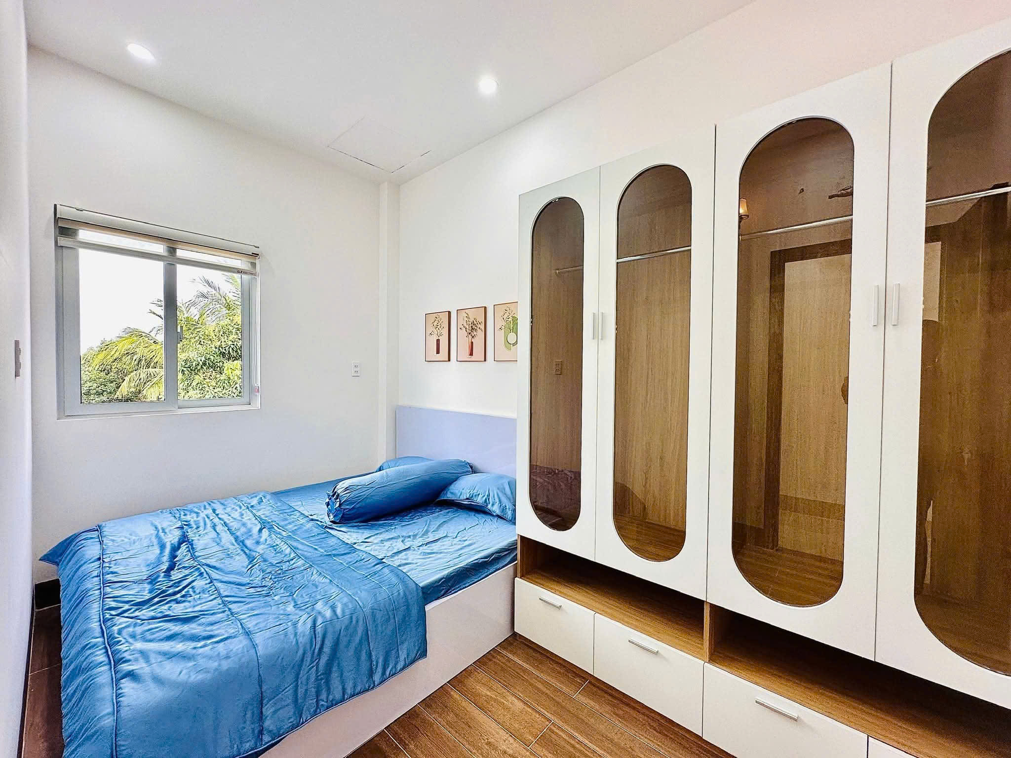 Bán Nhà trệt lầu trục chính hẻm 122 Nguyễn Thông mới xây full nội thất