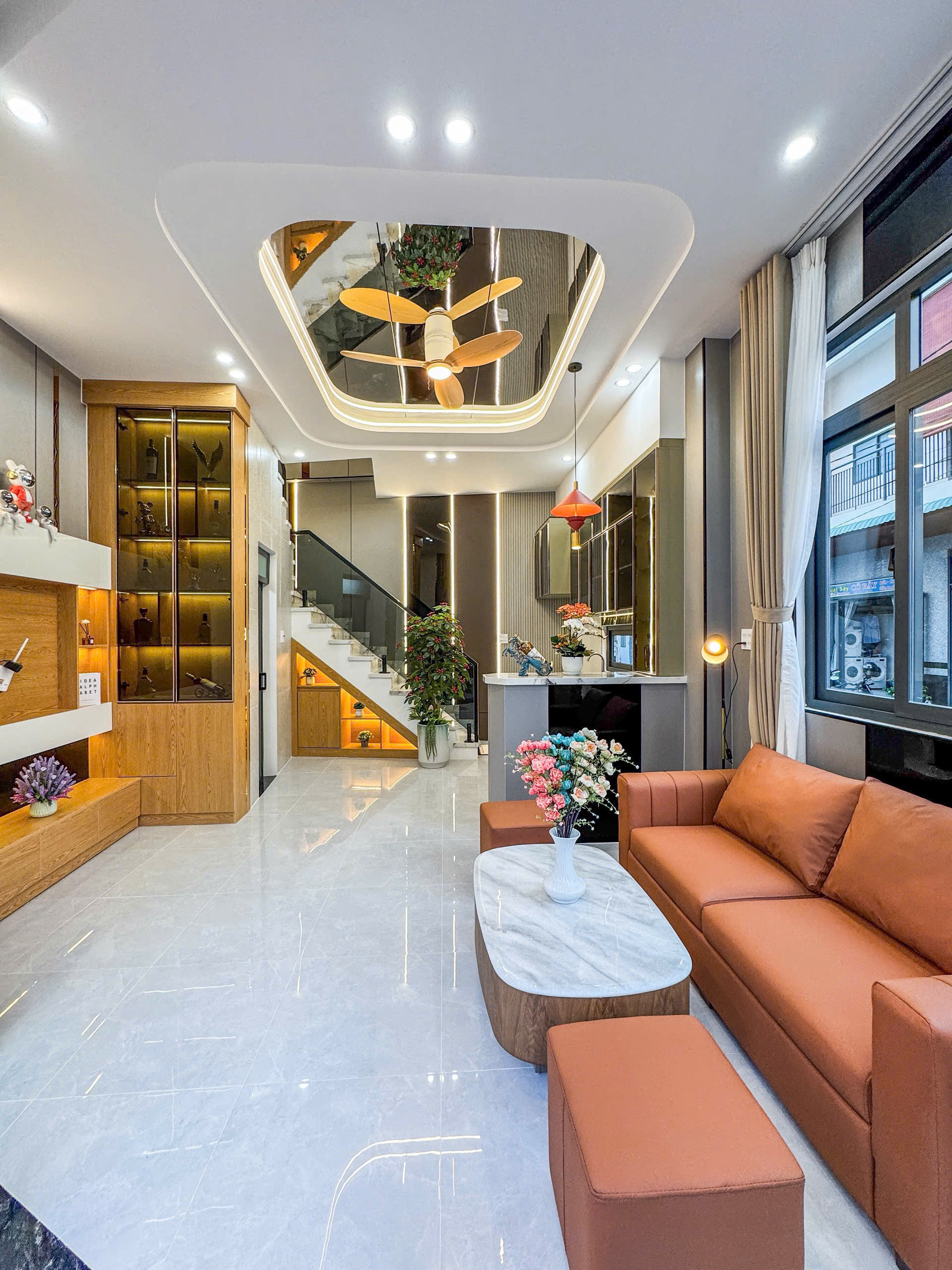 NHÀ 2 LẦU SÂN THƯỢNG GÓC 2 MẶT TIỀN ĐƯỜNG NGUYỄN MINH QUANG & HẺM 2  KHU DÂN CƯ THỚI NHỰT 1