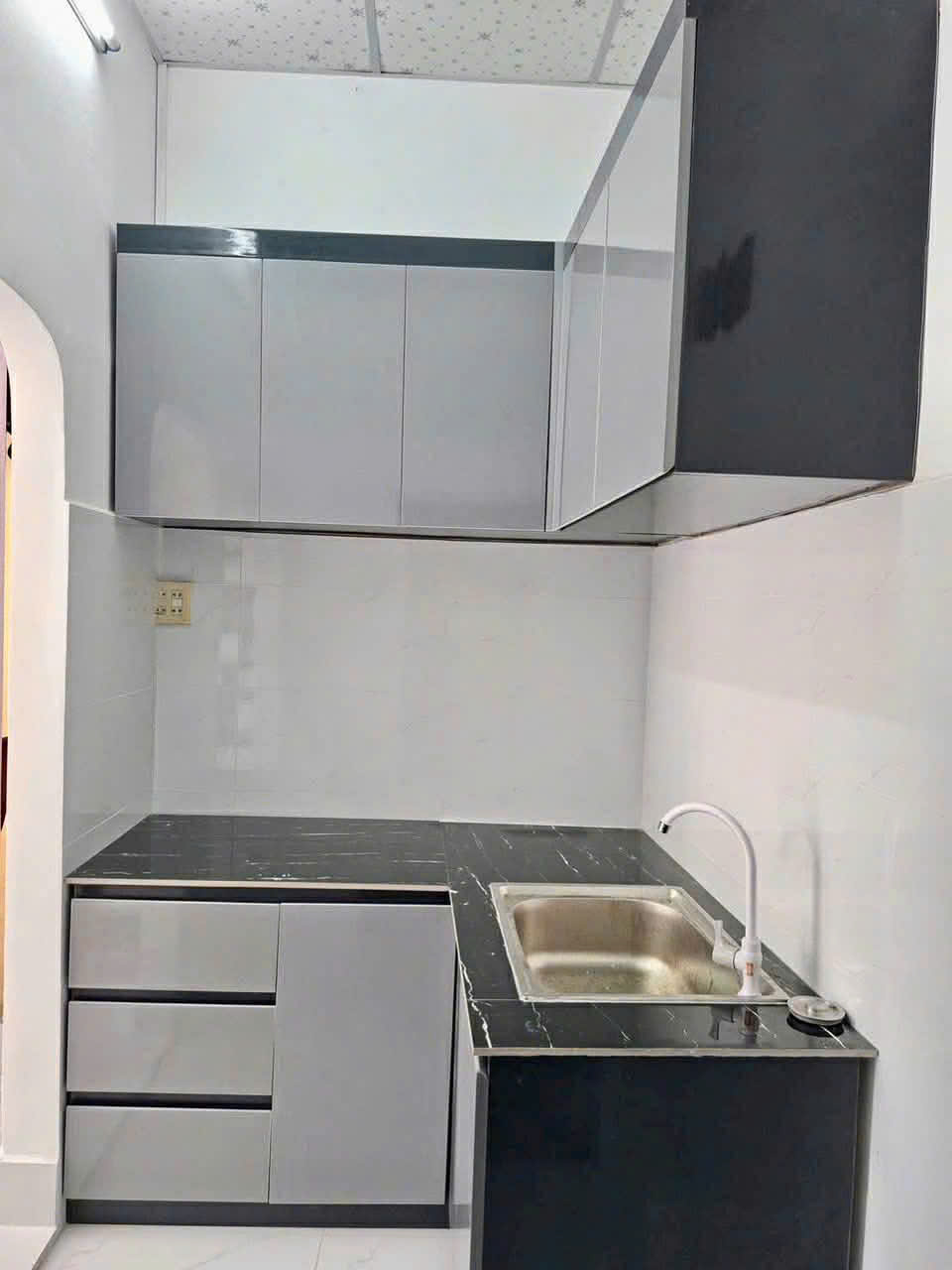 Bán Nhà Lầu Có Hẻm Bên Hông Nhà Hẻm 37 Huỳnh Thúc Kháng Cách Chợ An Nghiệp 30m