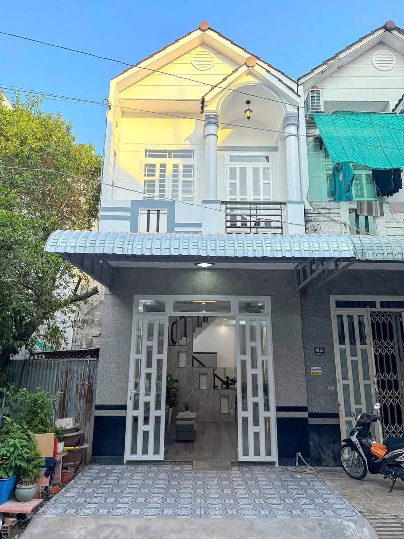 BÁN NHÀ TRỆT LẦU MỚI FULL NỘI THẤT ĐƯỜNG 15 THỚI NHỰT KẾ BÊN CHỢ AN KHÁNH