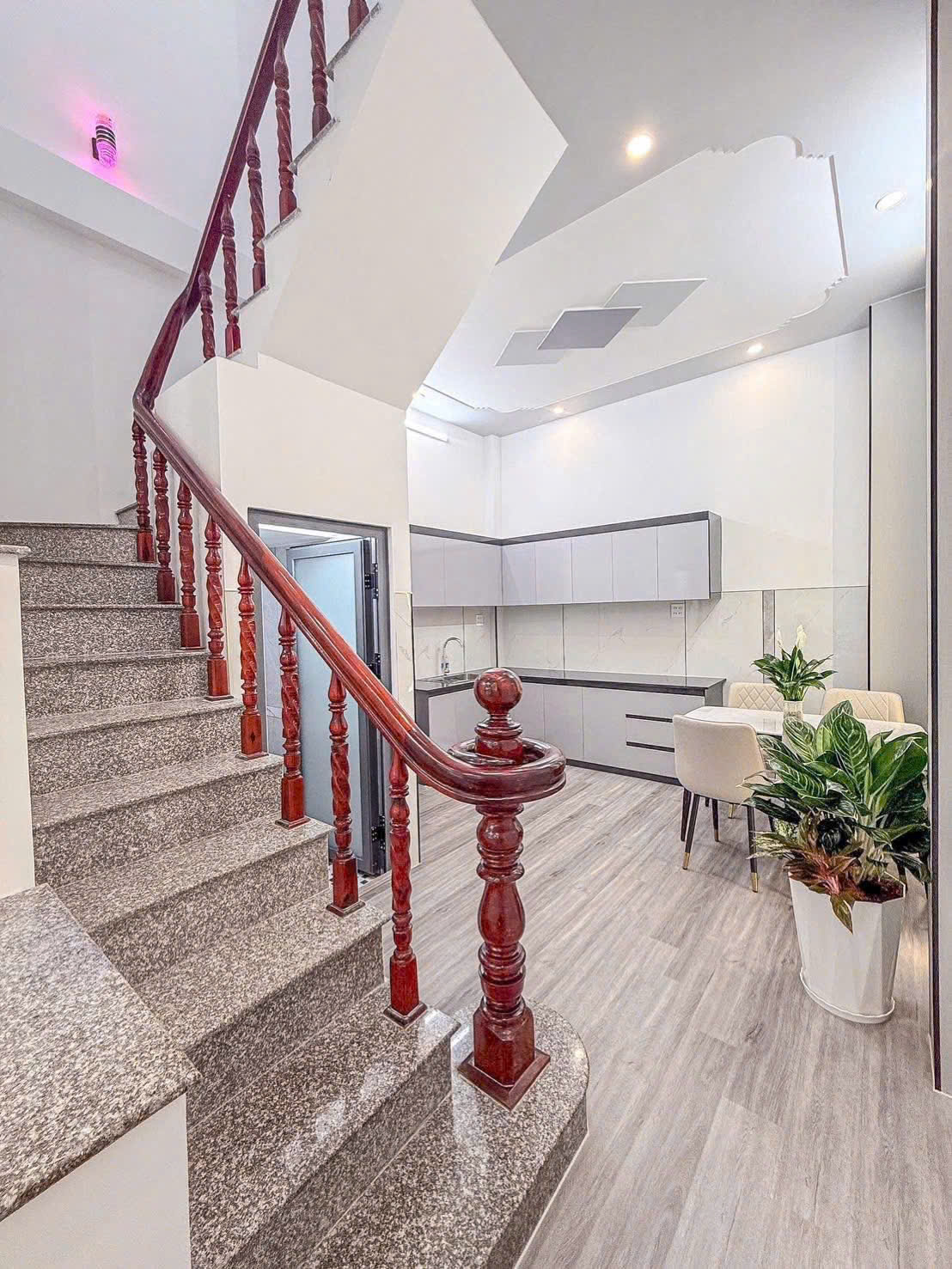 BÁN NHÀ TRỆT LẦU MỚI FULL NỘI THẤT ĐƯỜNG 15 THỚI NHỰT KẾ BÊN CHỢ AN KHÁNH