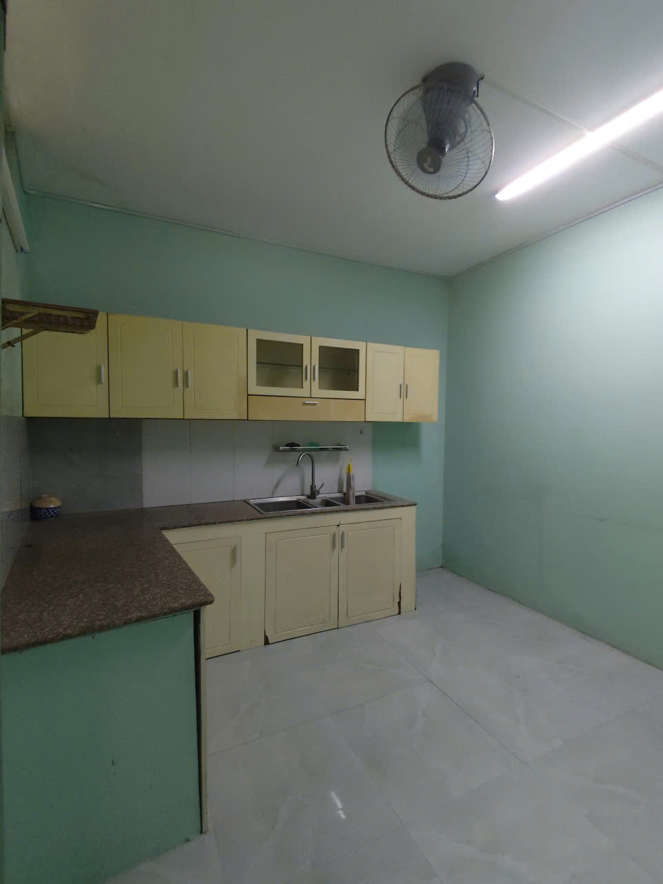 Cho thuê Nhà 5 triệu 2 phòng ngủ Phạm Ngọc Hưng