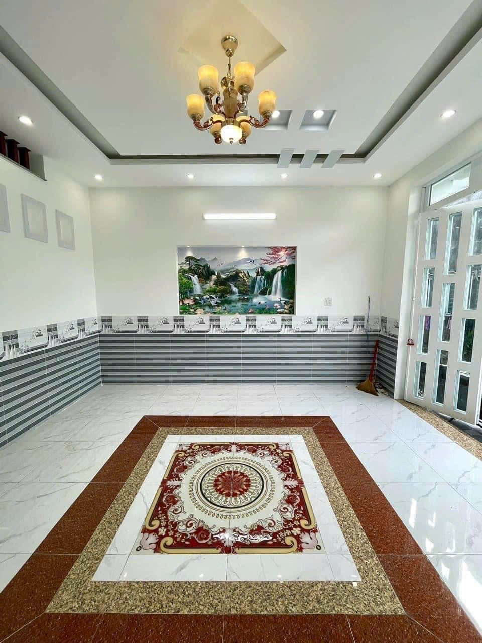Cho thuê nhà trệt lầu hẻm 506 cách mạng tháng 8 Cần Thơ