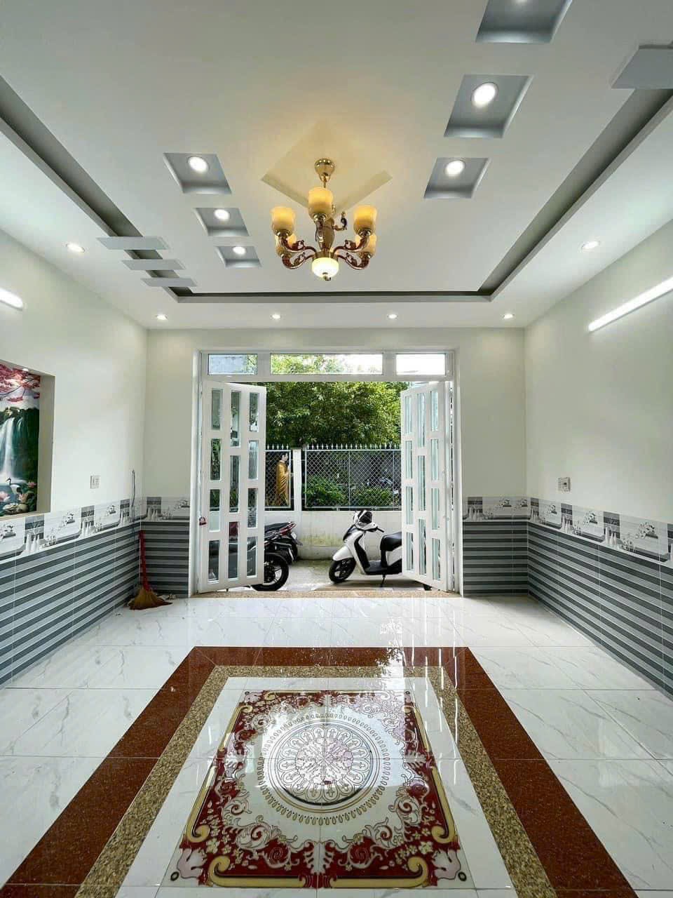 Cho thuê nhà trệt lầu hẻm 506 cách mạng tháng 8 Cần Thơ