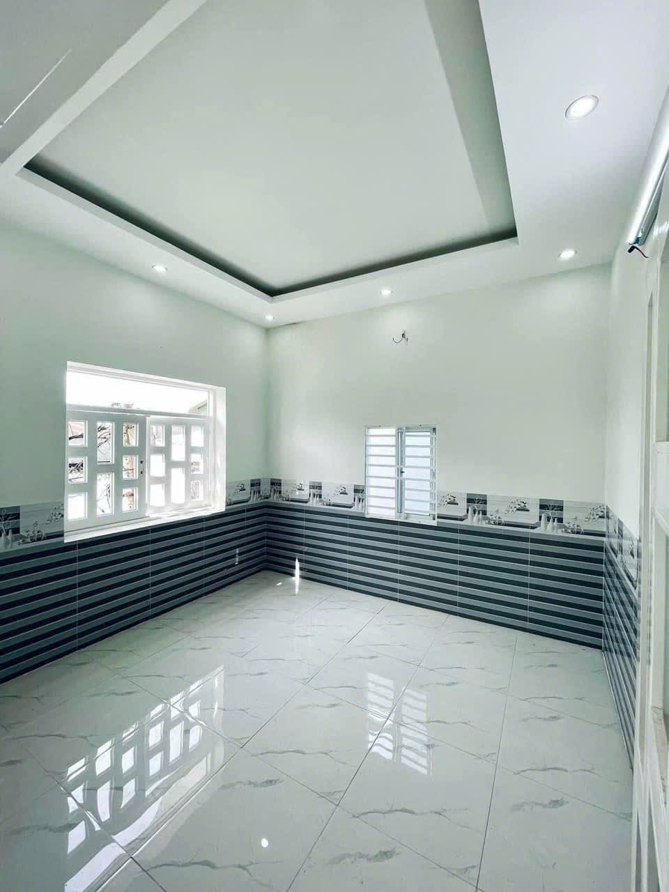 Cho thuê nhà trệt lầu hẻm 506 cách mạng tháng 8 Cần Thơ