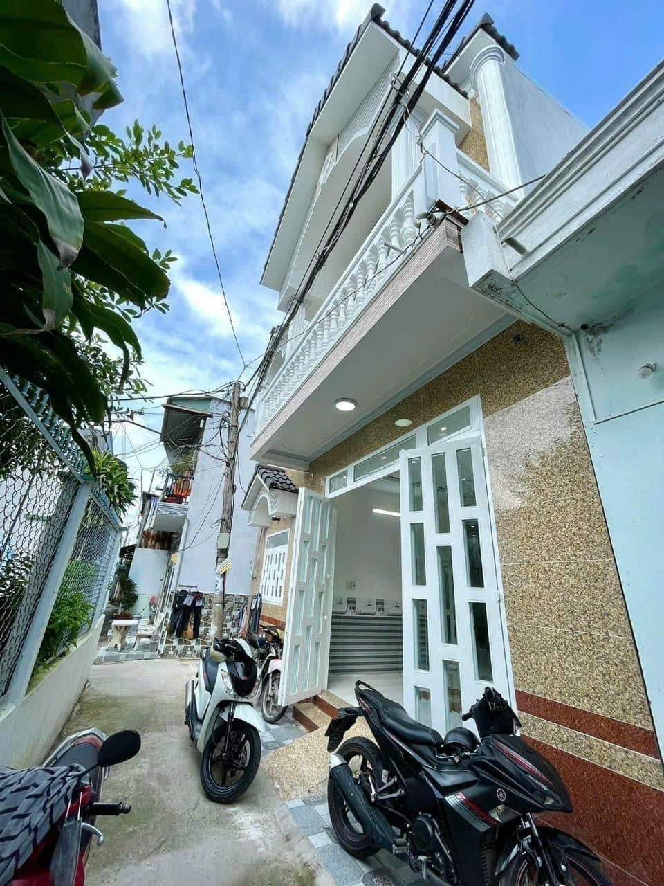 Cho thuê nhà trệt lầu hẻm 506 cách mạng tháng 8 Cần Thơ