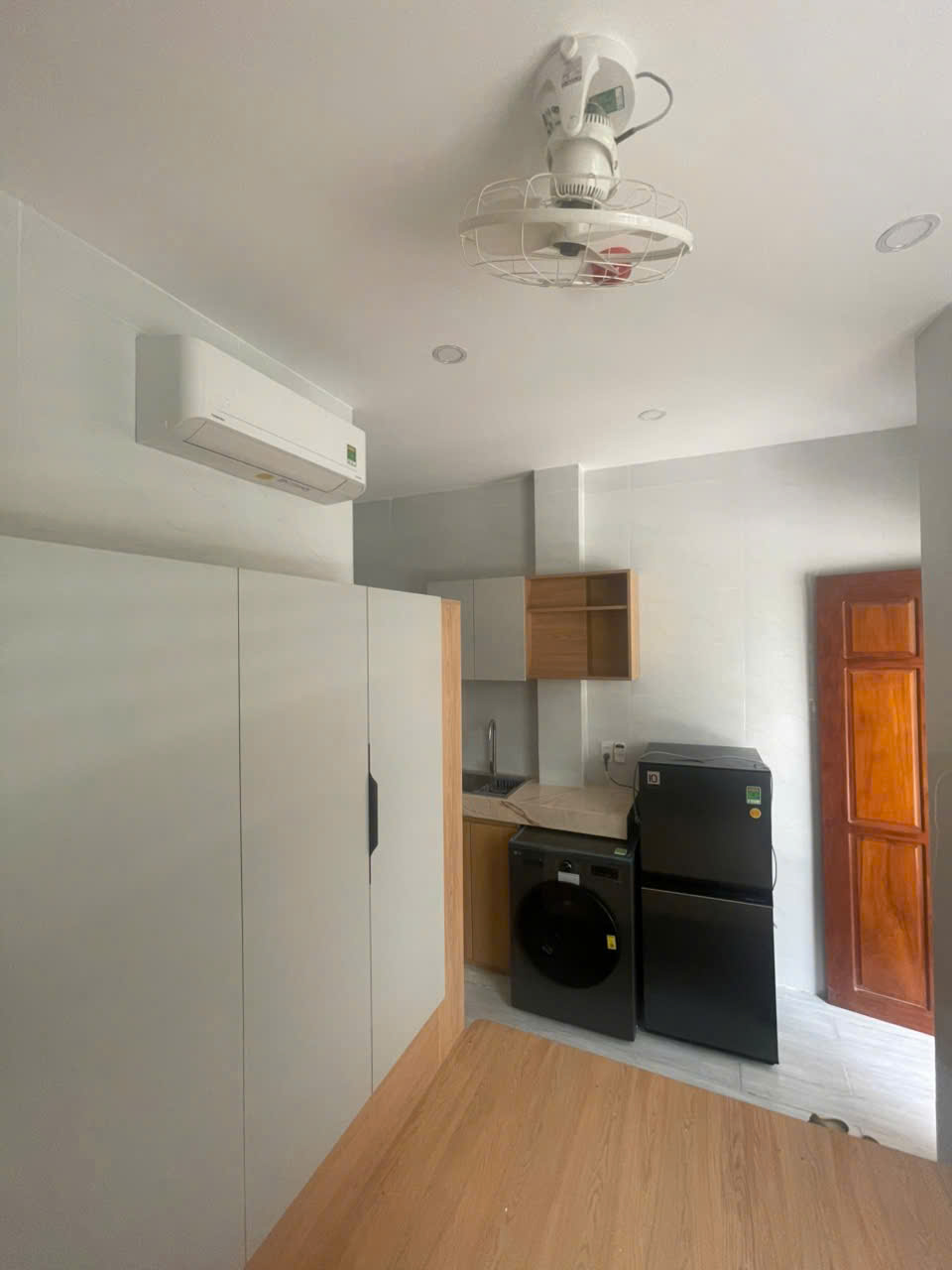 Cho Thuê Minihouse mặt tiền đường 30/4 mới xây