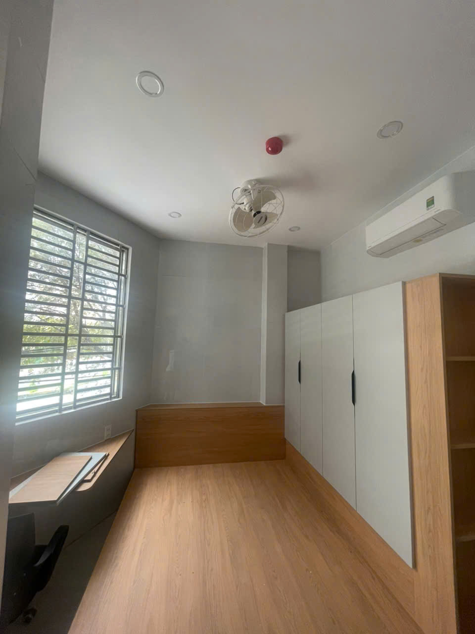 Cho Thuê Minihouse mặt tiền đường 30/4 mới xây