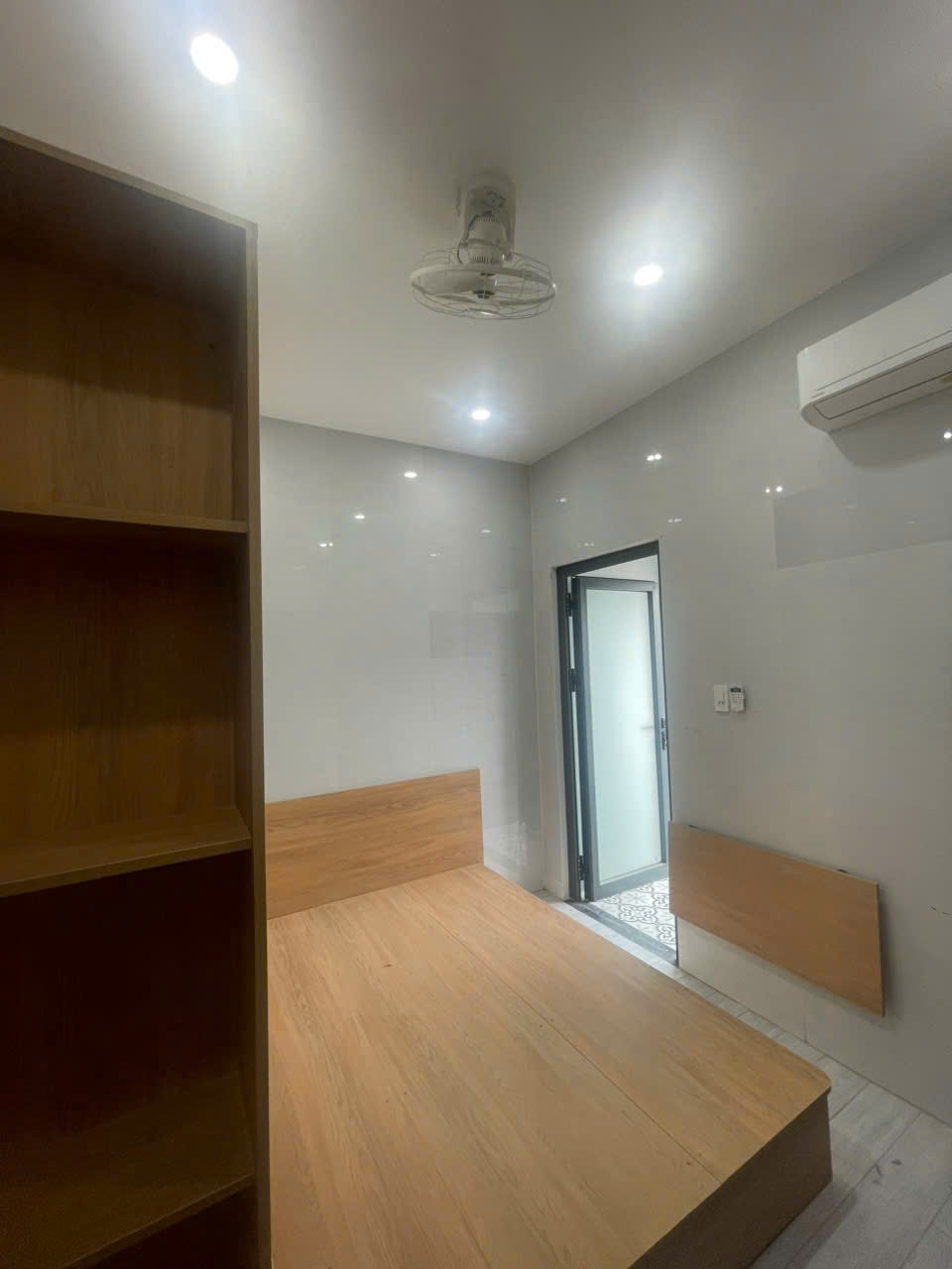 Cho Thuê Minihouse mặt tiền đường 30/4 mới xây