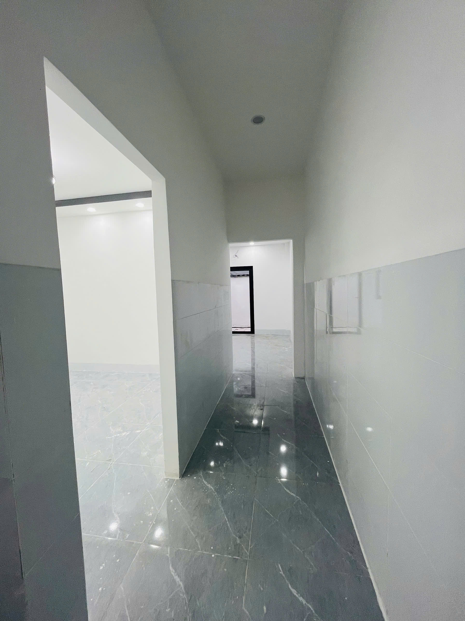 Cho thuê nhà trệt có sẵn nội thất tại KDC Hồng Loan mới đẹp