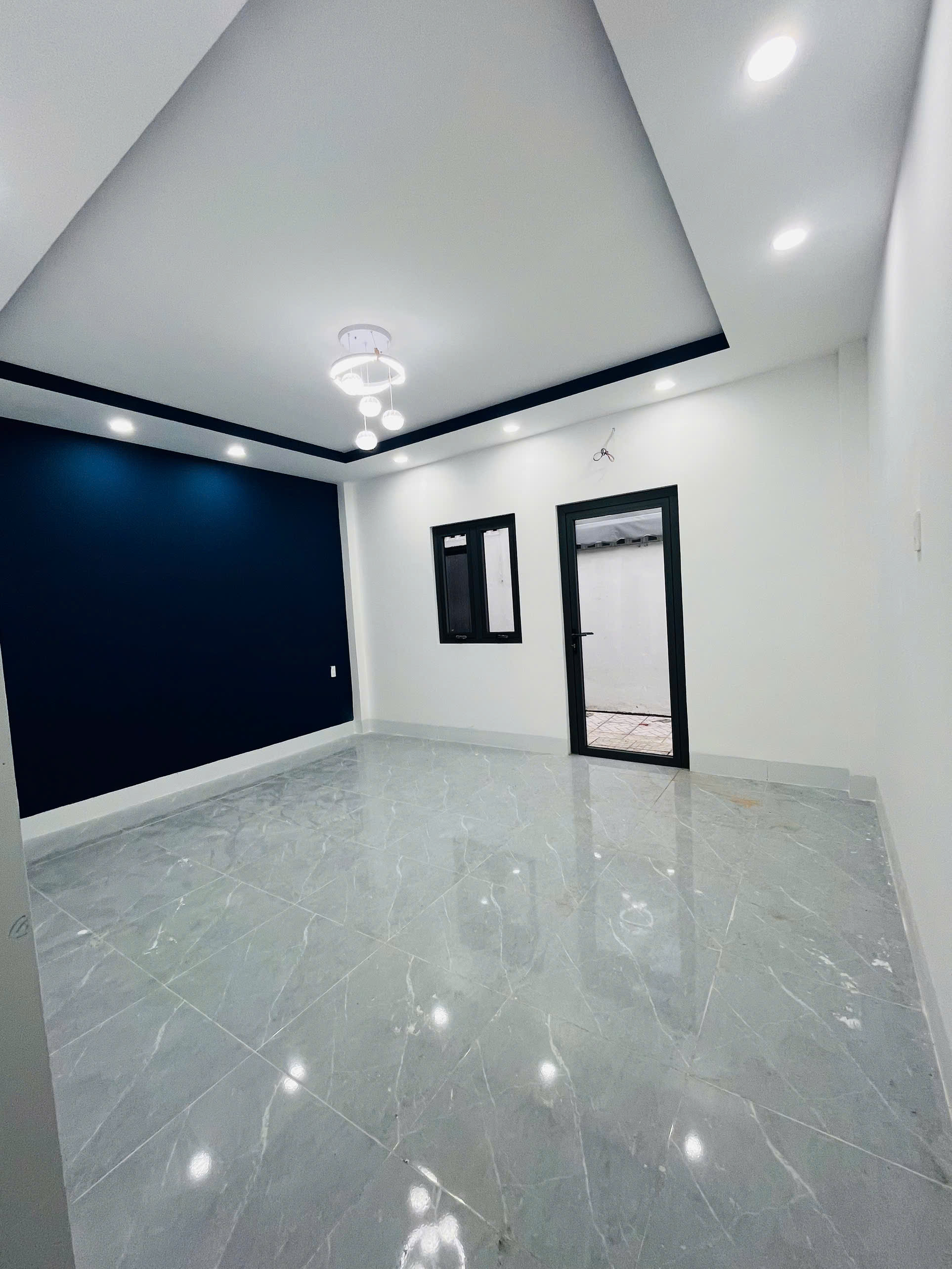 Cho thuê nhà trệt có sẵn nội thất tại KDC Hồng Loan mới đẹp