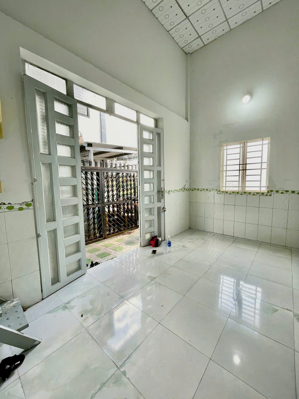 Cho thuê nhà giá rẻ kdc Sơn Thuỷ 2 phòng ngủ