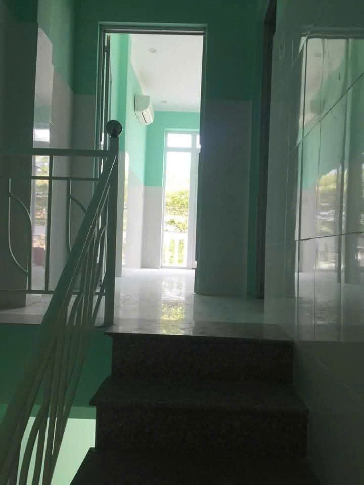 Nhà cho thuê góc 2 mặt tiền Nguyễn Văn Linh – Giá 4 triệu