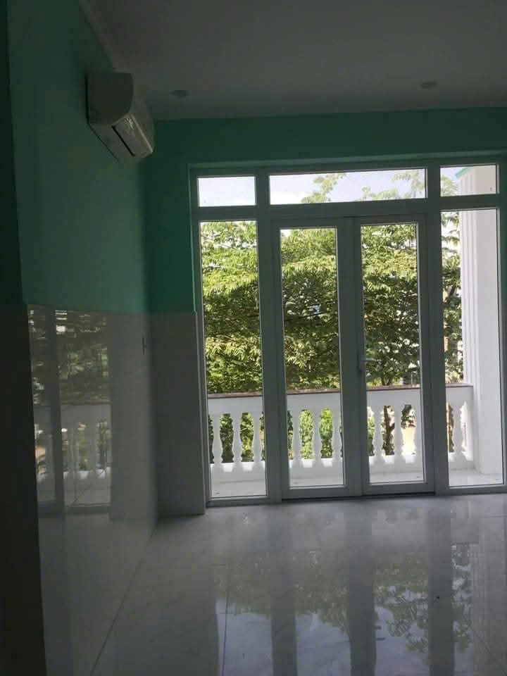 Nhà cho thuê góc 2 mặt tiền Nguyễn Văn Linh – Giá 4 triệu