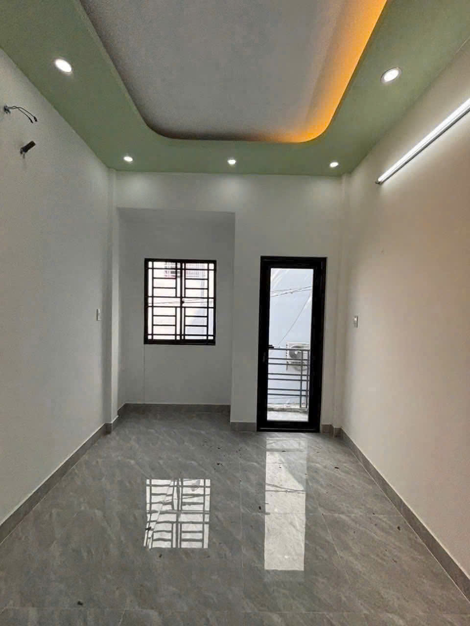 Bán nhà hẻm 137 Hoàng Văn Thụ mới đẹp hơn 1 tỷ 1 ít