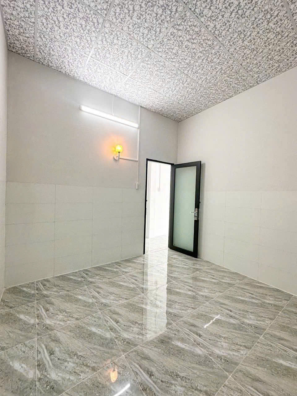 Nhà mới xây 100% – 106m², ô tô tải tới nhà gần chợ Bông Vang